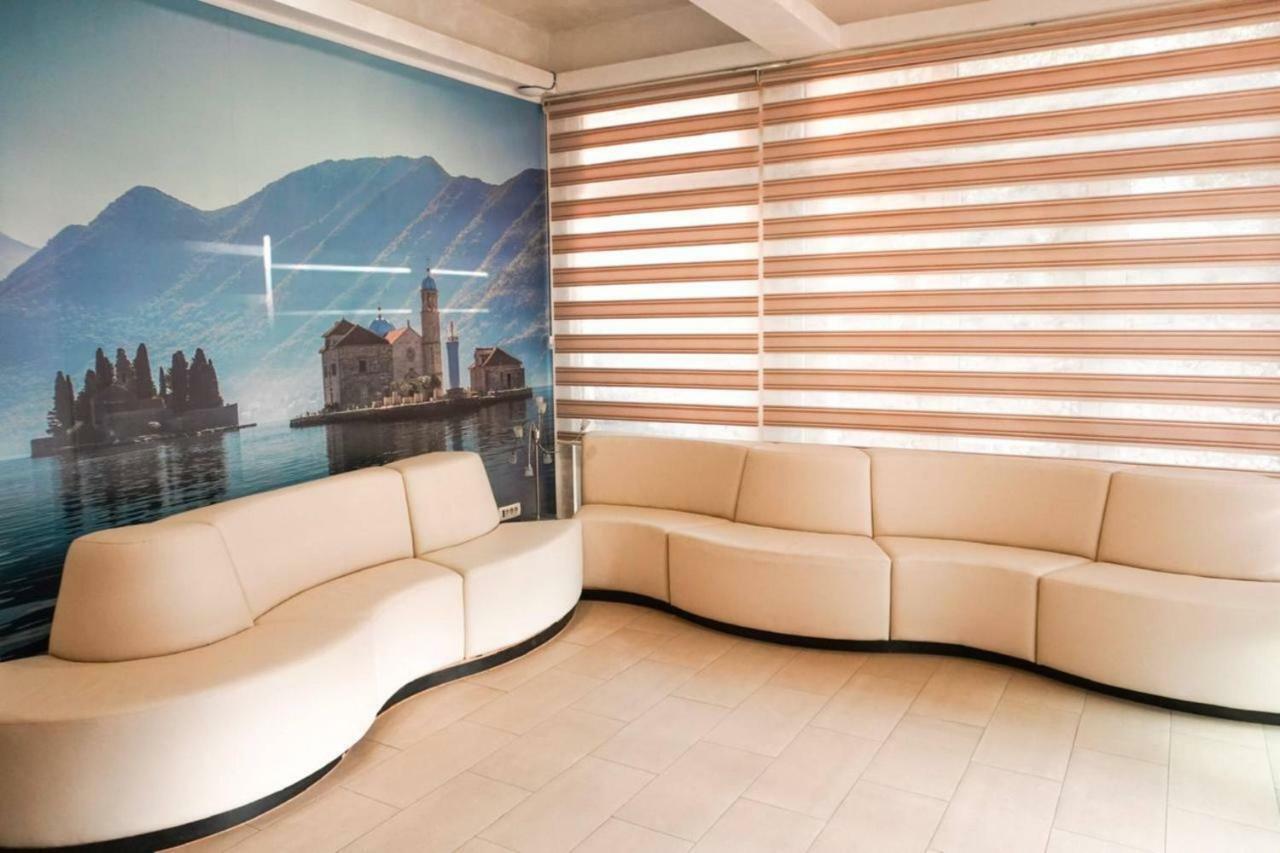 Residence Bella Budva Bagian luar foto